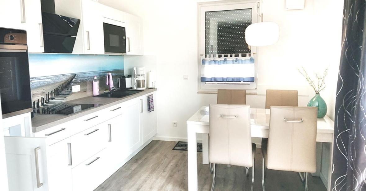 Kuhnle-Tours Ferienwohnung Рехлин Екстериор снимка