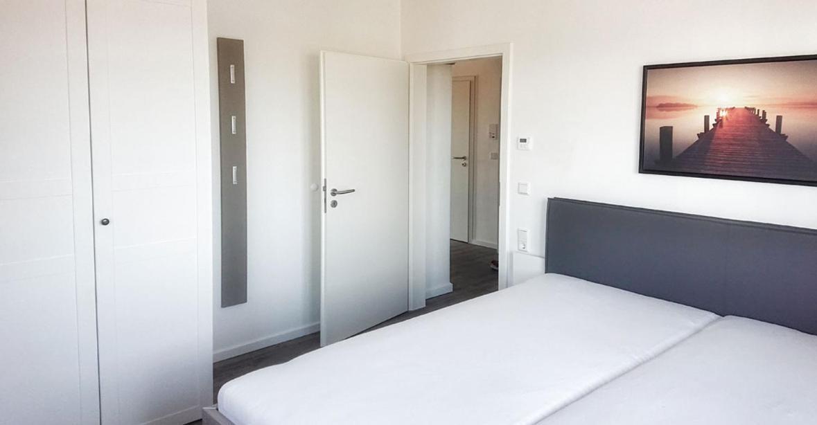 Kuhnle-Tours Ferienwohnung Рехлин Екстериор снимка