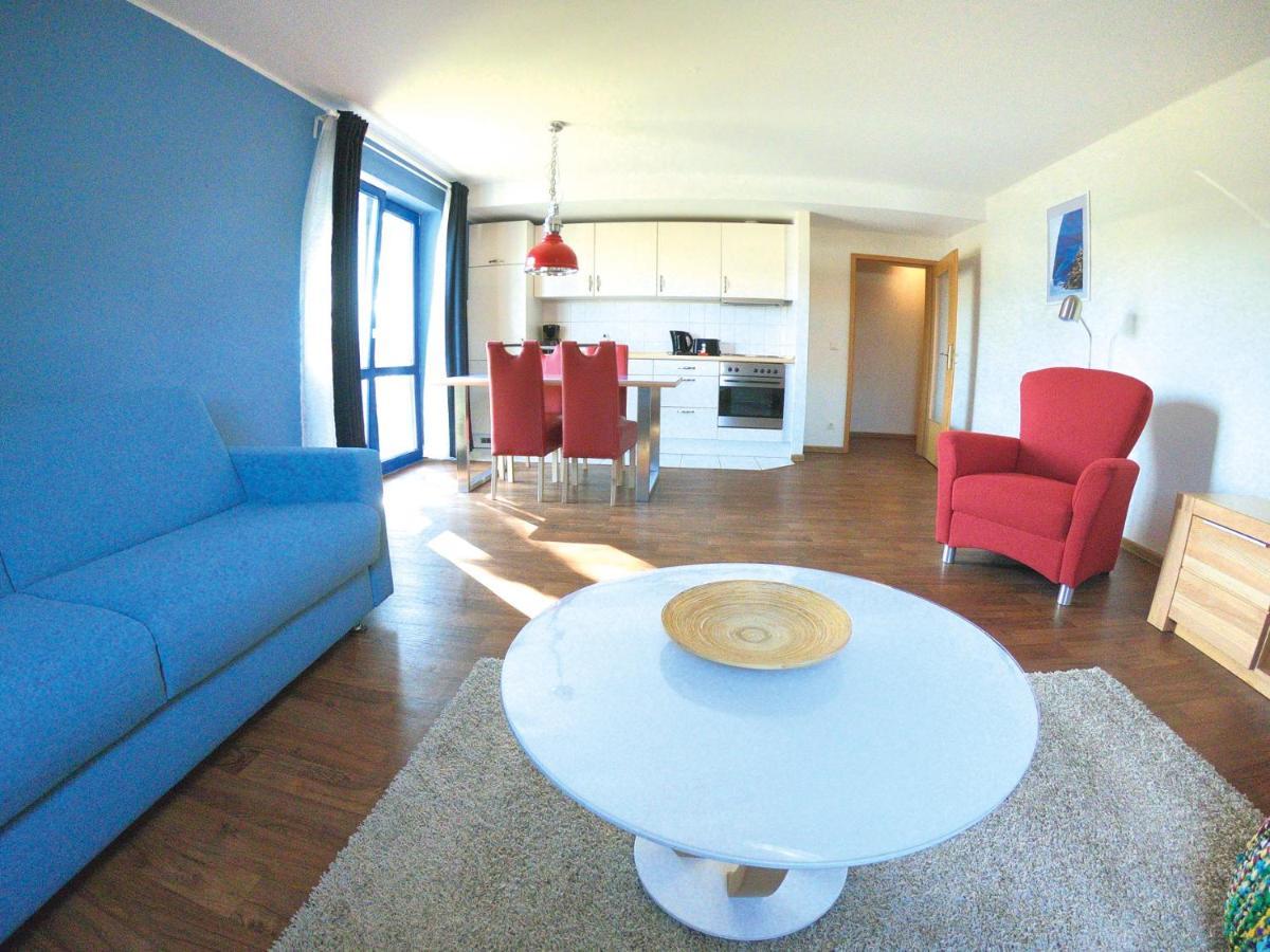 Kuhnle-Tours Ferienwohnung Рехлин Екстериор снимка