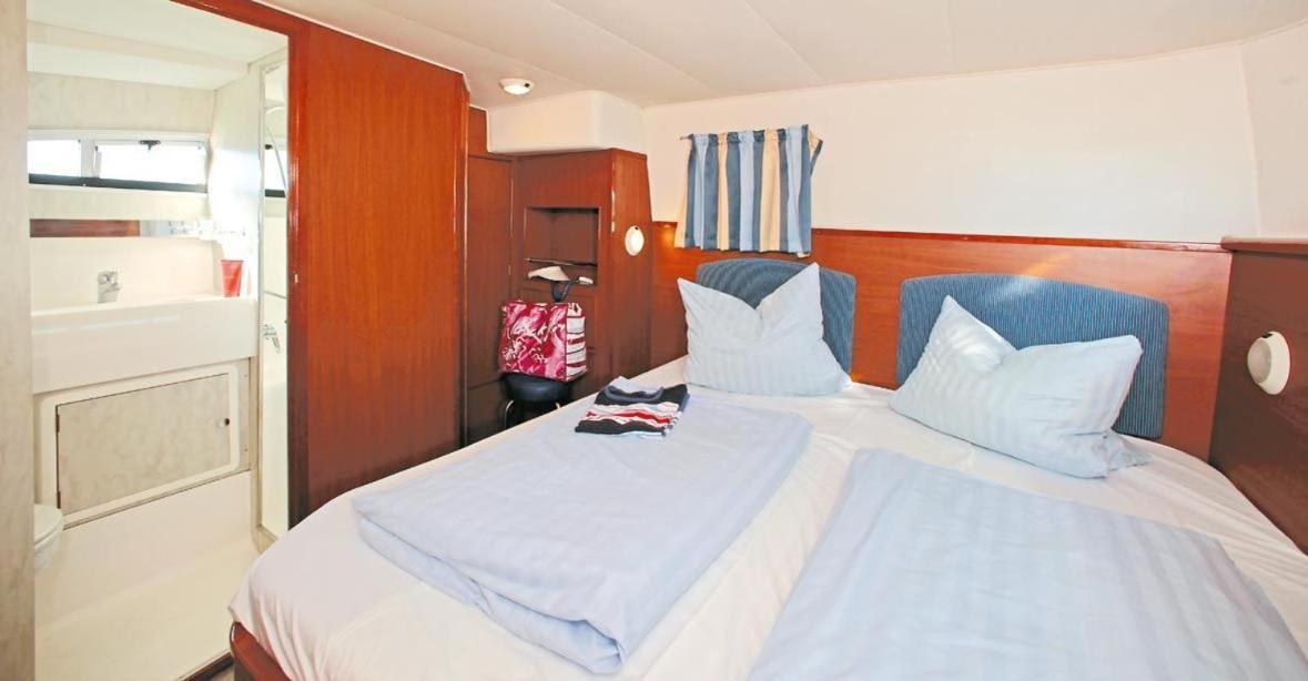 Kuhnle-Tours Ferienwohnung Рехлин Екстериор снимка